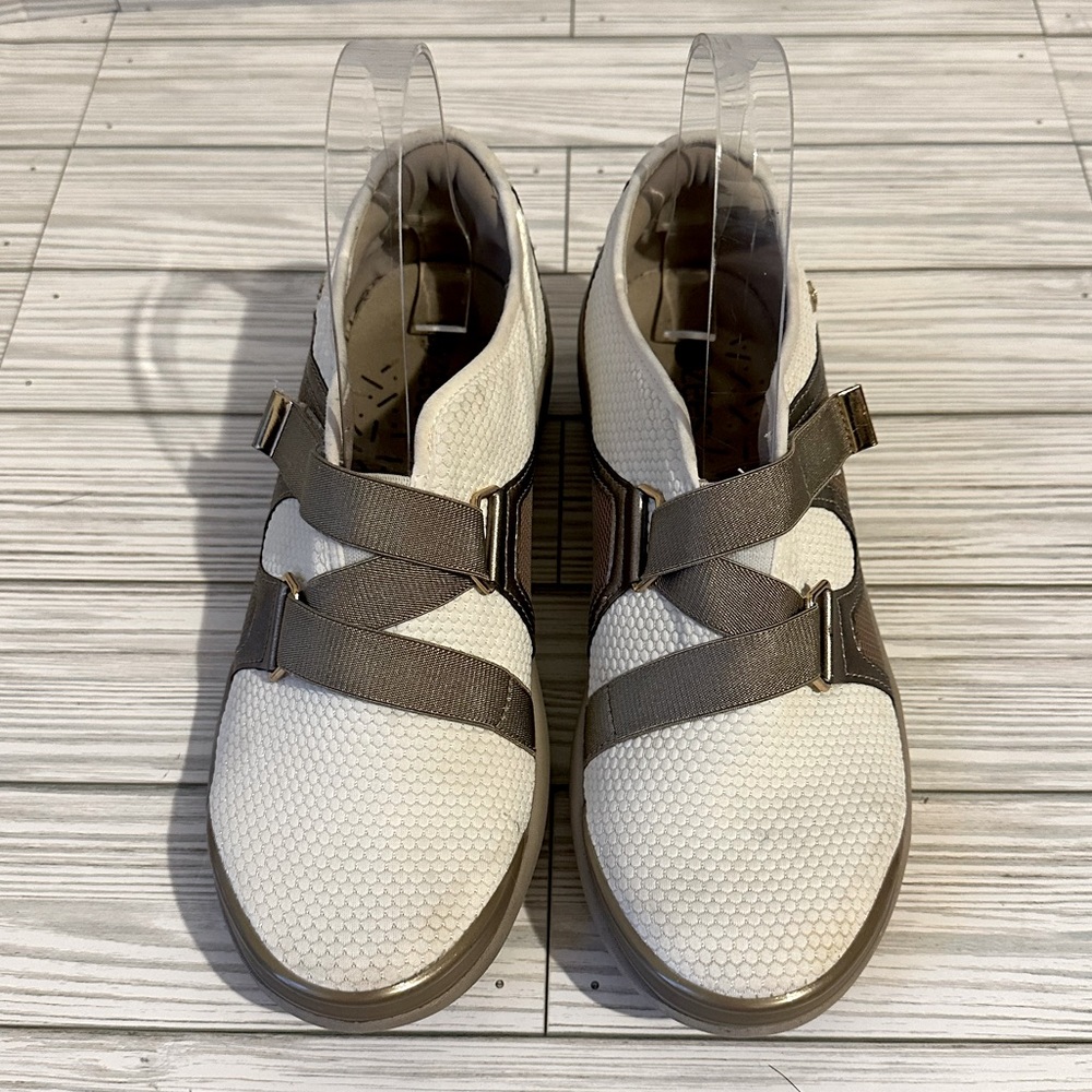 Bzees Sneakers Shoes